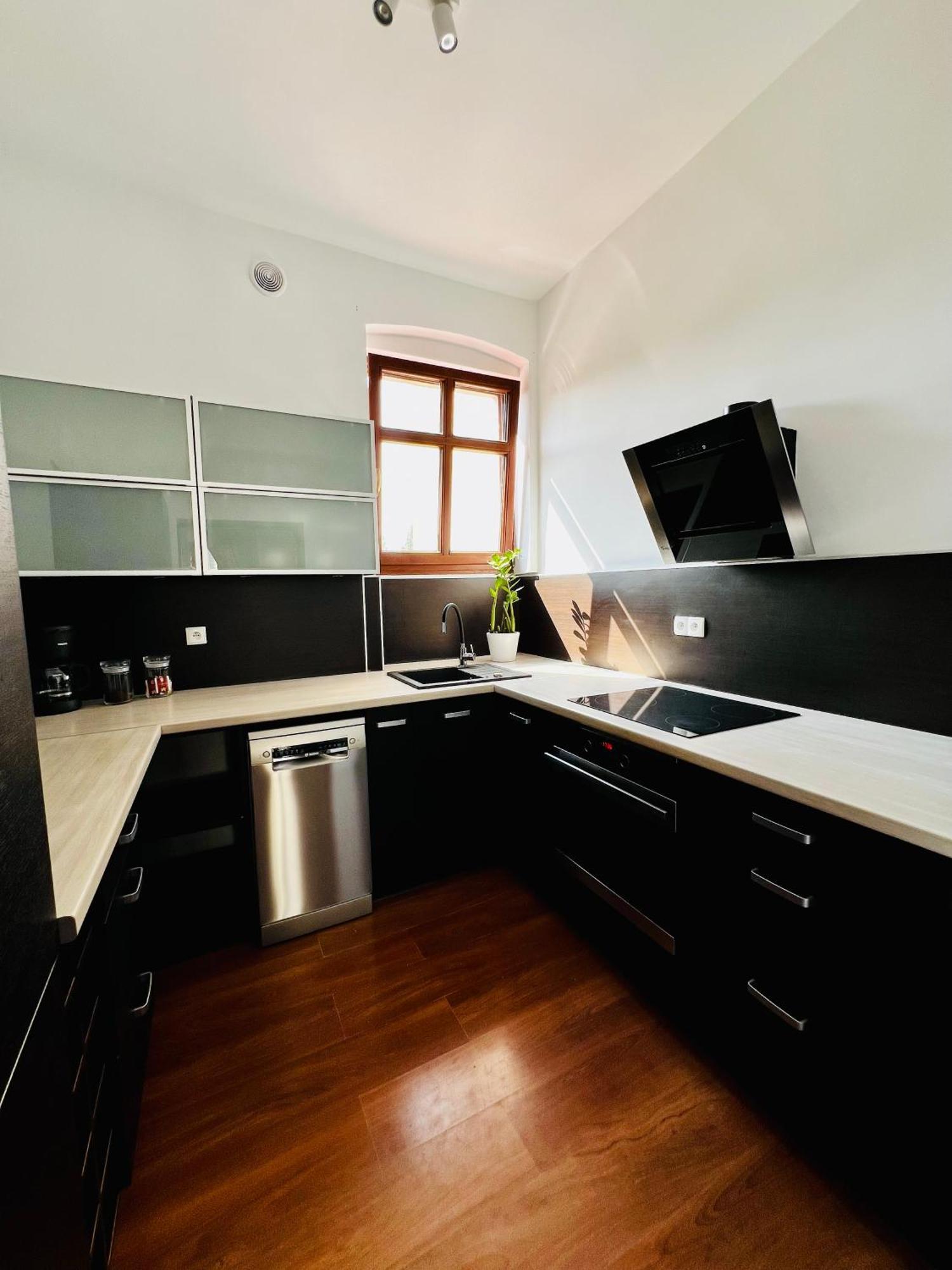 Lux-stone Apartment *